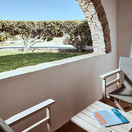 Otel Naxos Magic Village