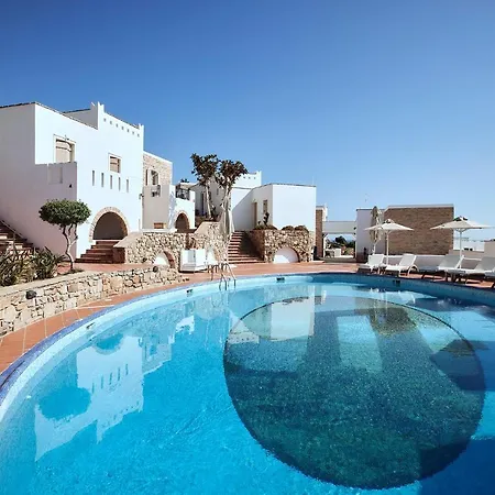 Ξενοδοχείο Naxos Magic Village 3*