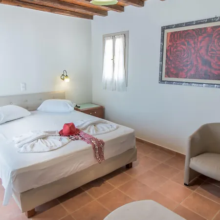 纳克索斯魔法村酒店