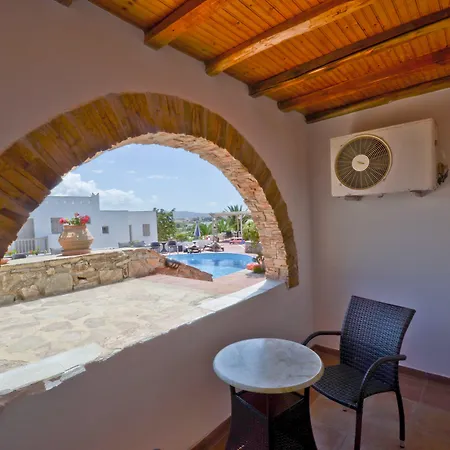 Naxos Magic Village 3* 스텔리다