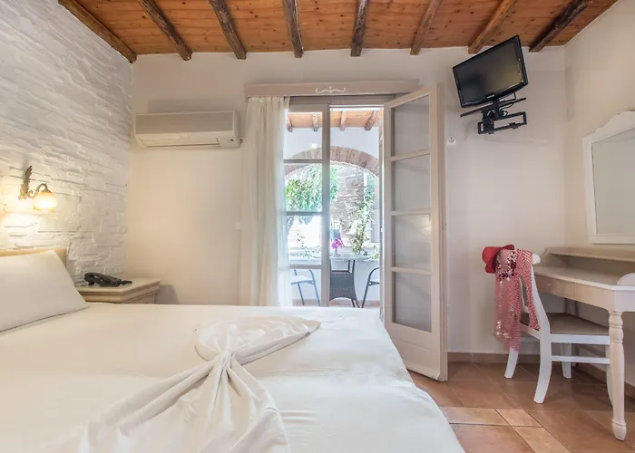 Otel Naxos Magic Village