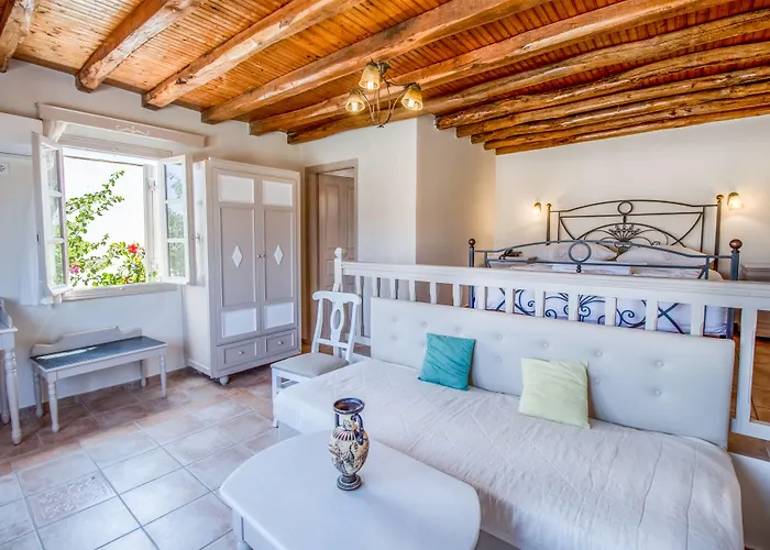 Otel Naxos Magic Village