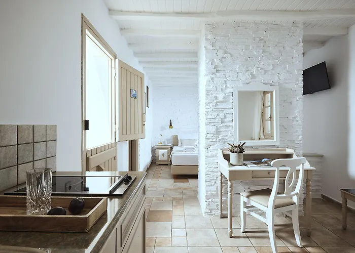 Otel Naxos Magic Village